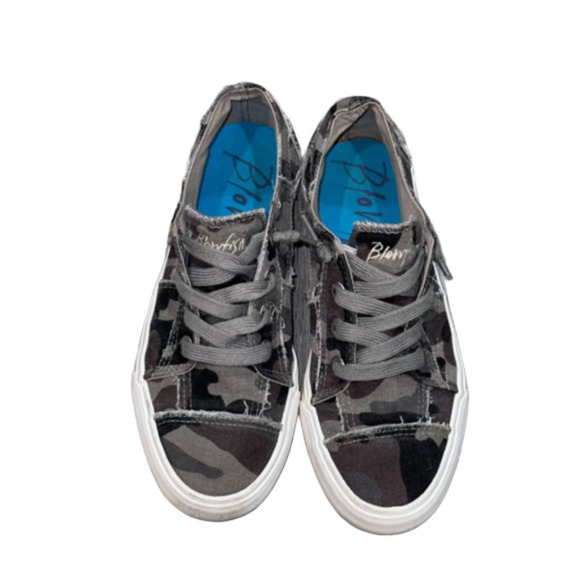 Blowfish Malibu Maxine 2 Memory Foam Slip On Canvas Sneakers - Picture 3 of 7